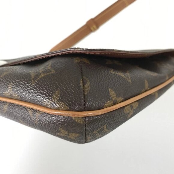 LOUIS VUITTON Monogram Musette Tango Short M51257 Shoulder bag - Picture 6 of 16